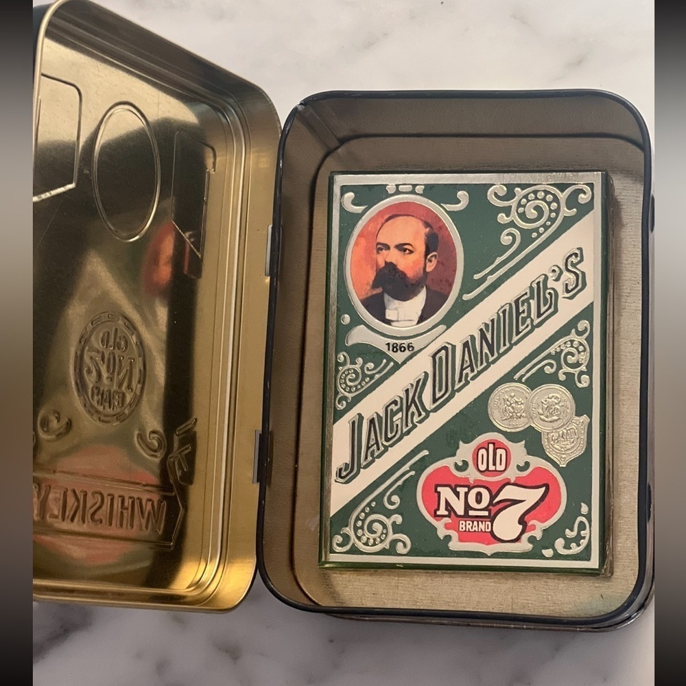 Jack Daniel's Whiskey Tin and Playing Cards New - Picture 2 of 5